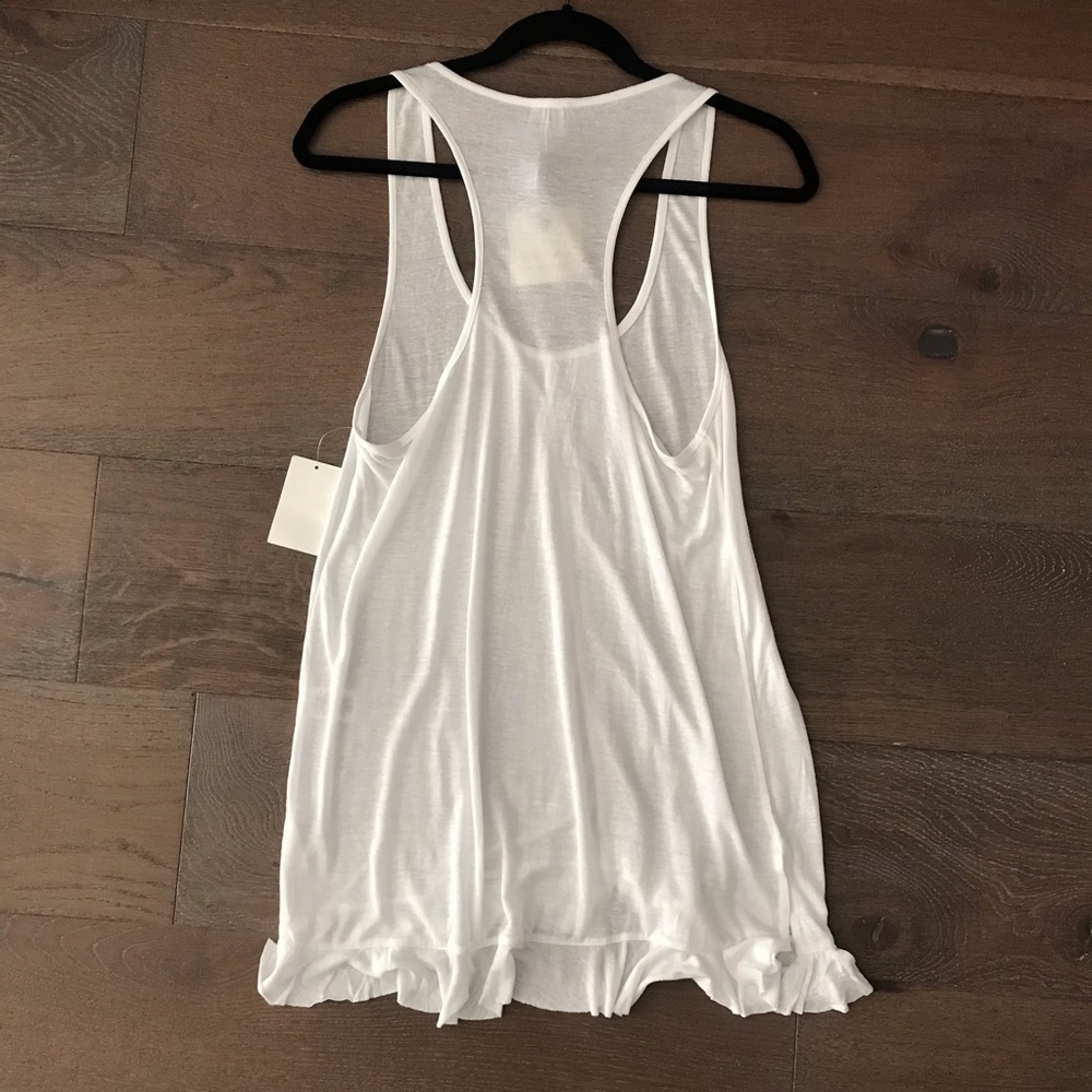 Hinge Ruffle Hem Tank - Picture 4 of 6